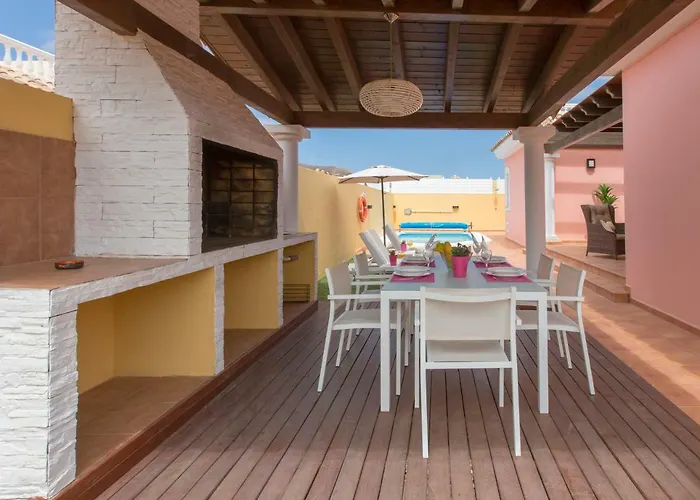 Bella Lucia 1. Piscina Climatizada, Wifi, Bbq.