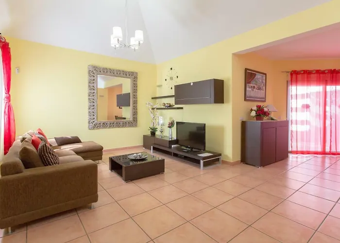 Bella Lucia 1. Piscina Climatizada, Wifi, Bbq. Villa *