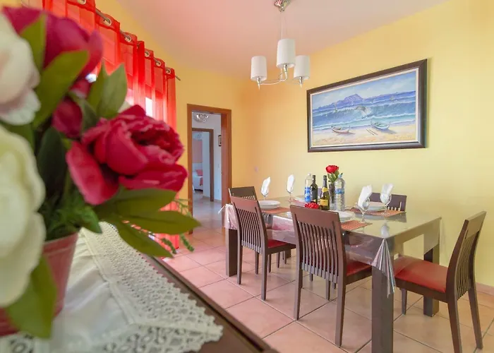 Bella Lucia 1. Piscina Climatizada, Wifi, Bbq. Villa Corralejo